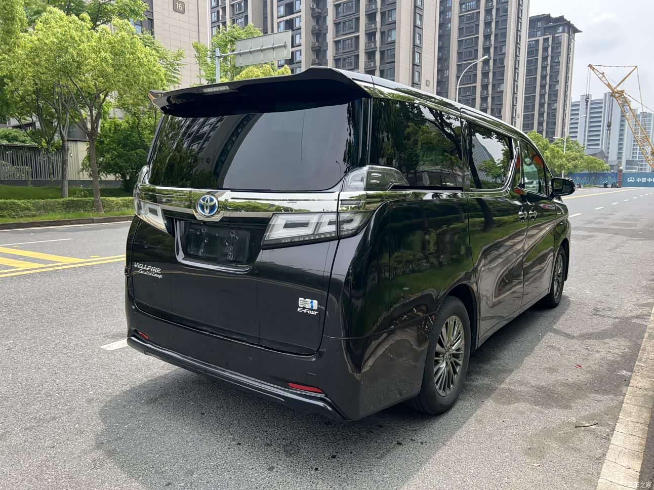 Toyota Vellfire, 2019 4