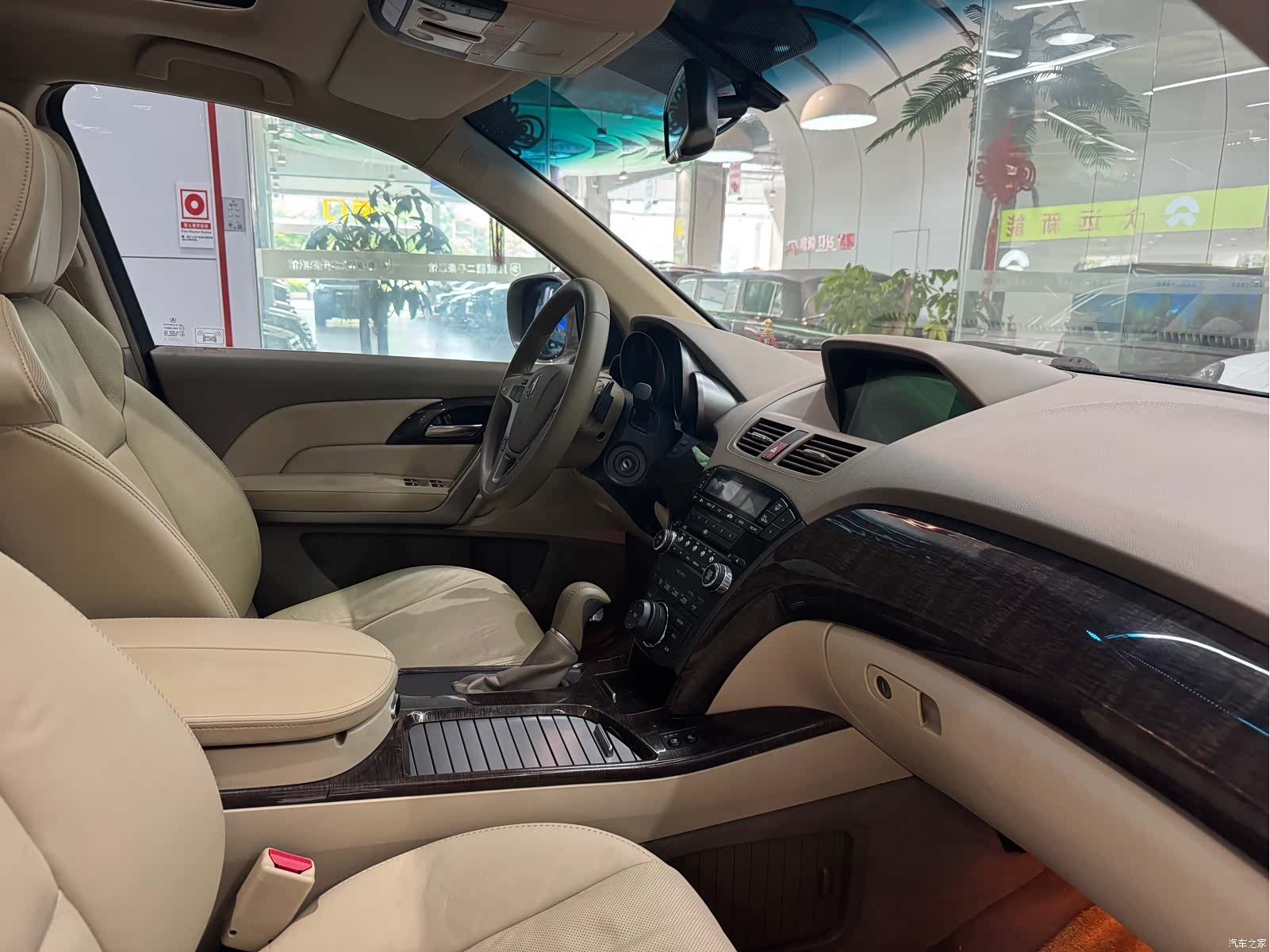 Acura MDX, 2011 9