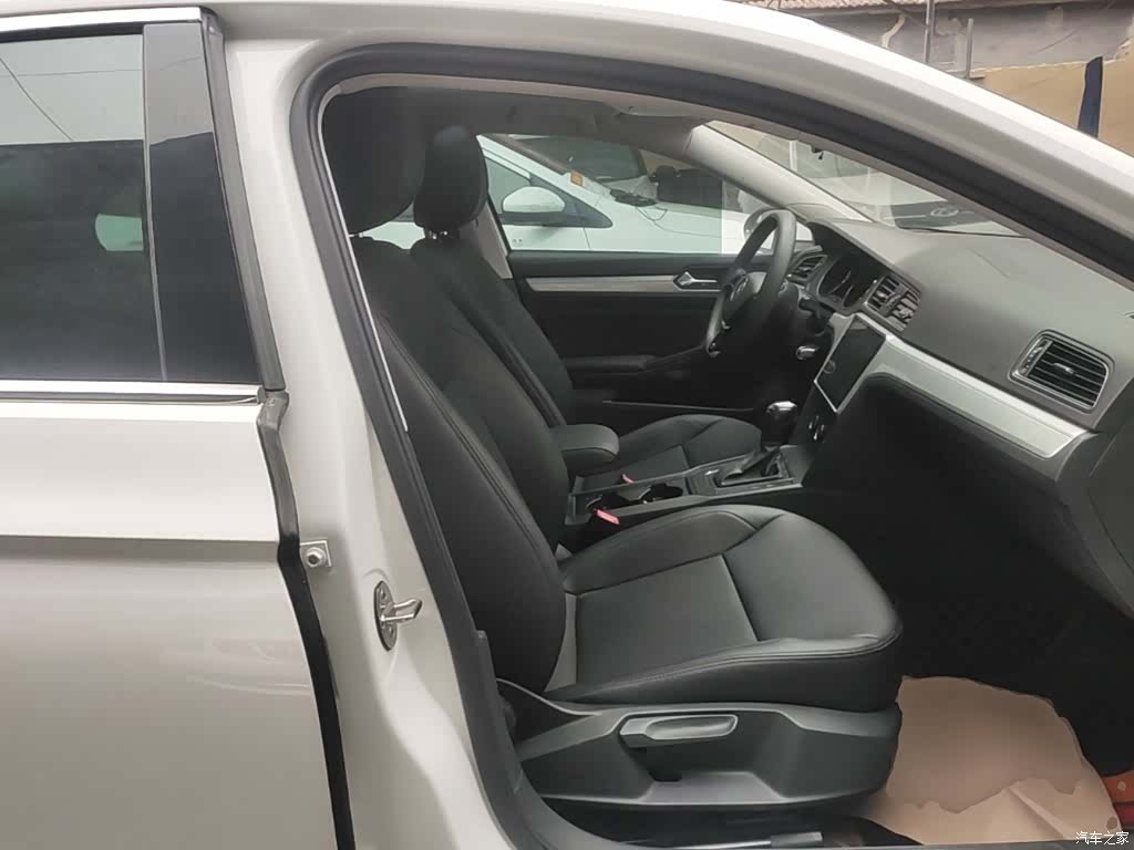 Volkswagen Lamando, 2018 25
