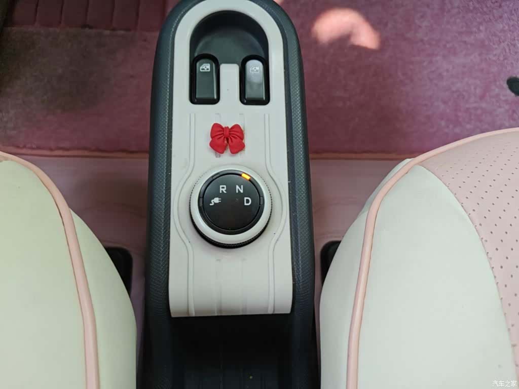 Wuling MINIEV, 2021 10
