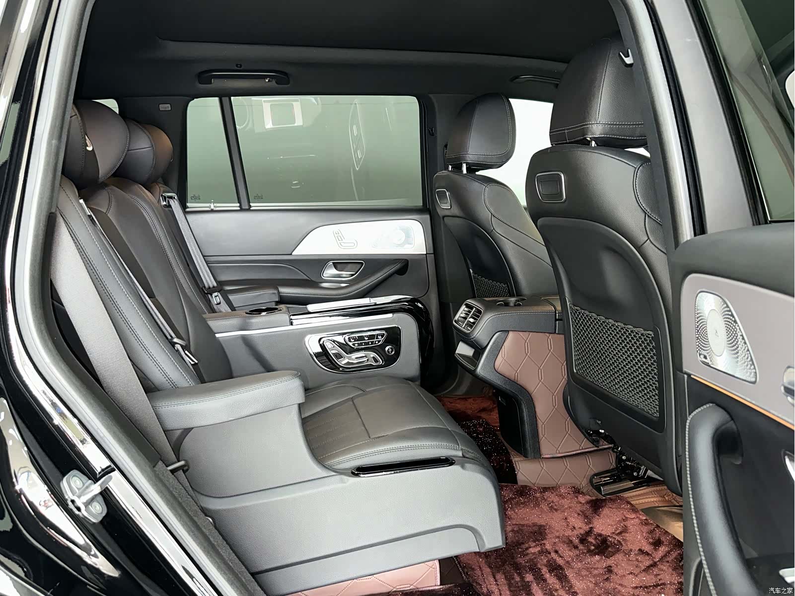Mercedes-Benz GLS, 2020 10