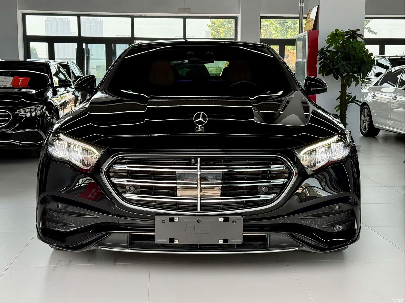 Mercedes-Benz E-Class, 2024 1