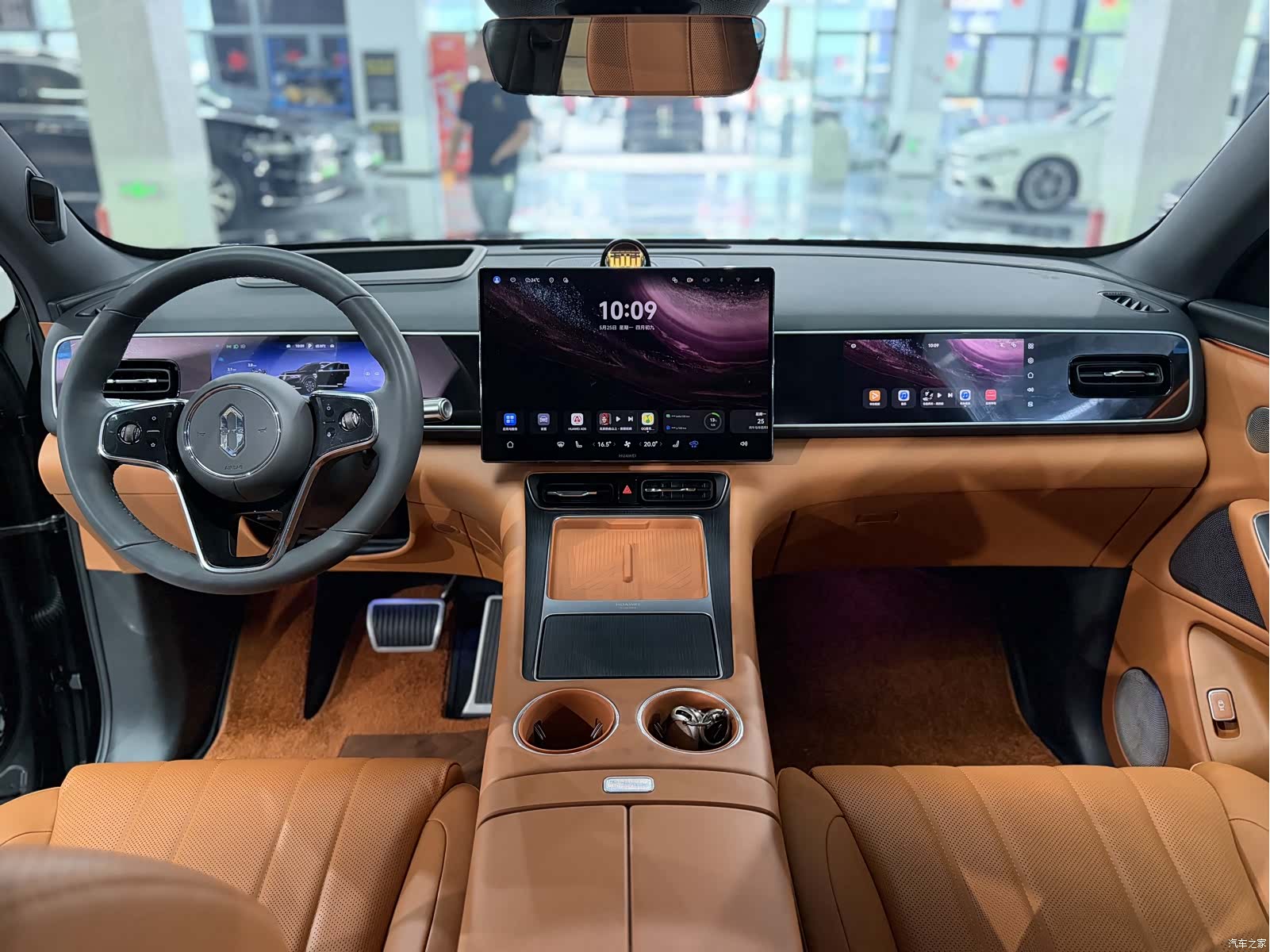 AITO M7, 2025 10