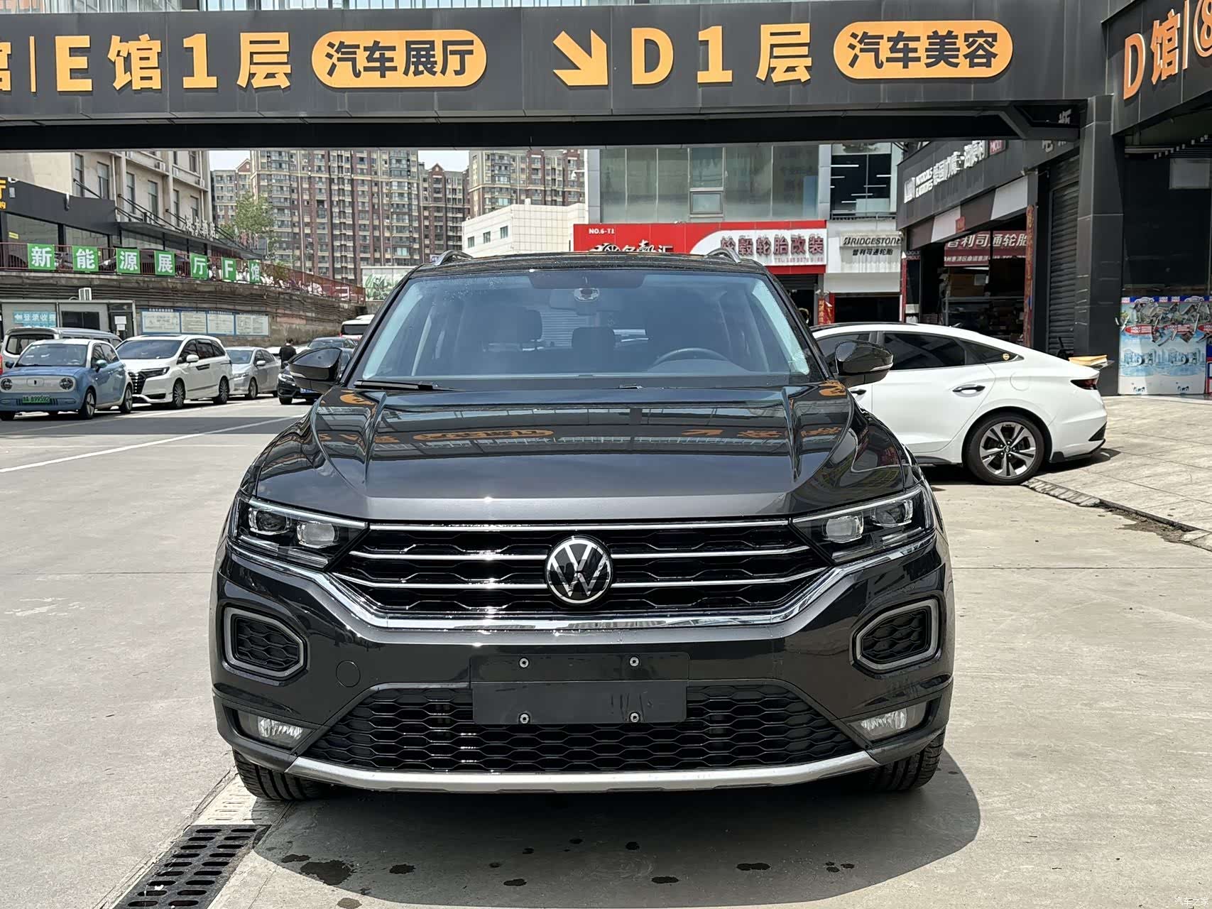 Volkswagen T-ROC, 2022 3