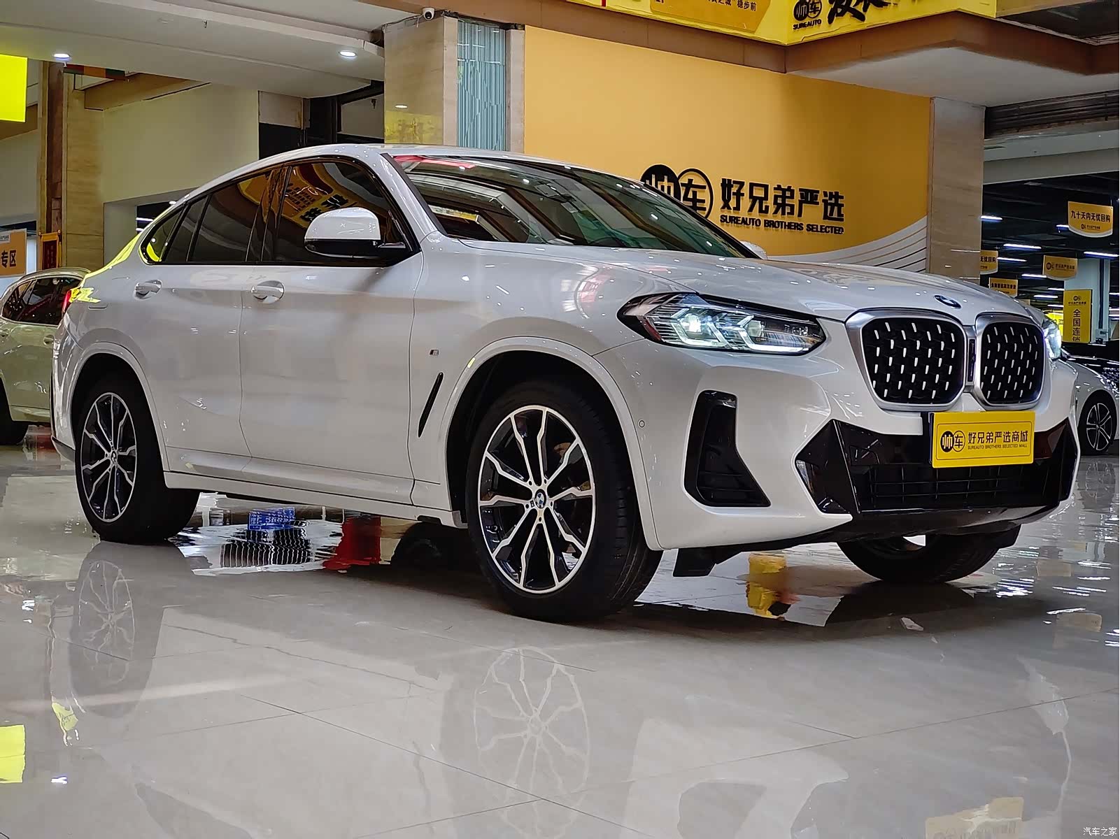 BMW X4, 2022 3