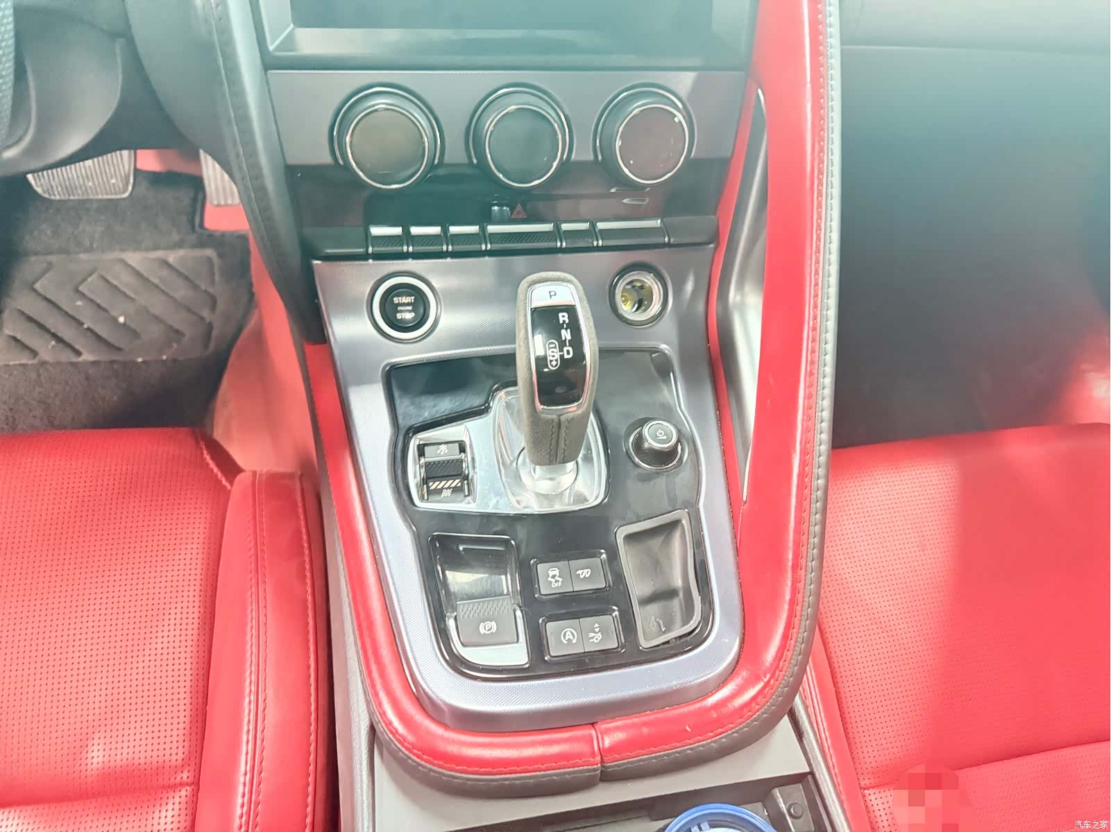 Jaguar F-TYPE, 2018 6