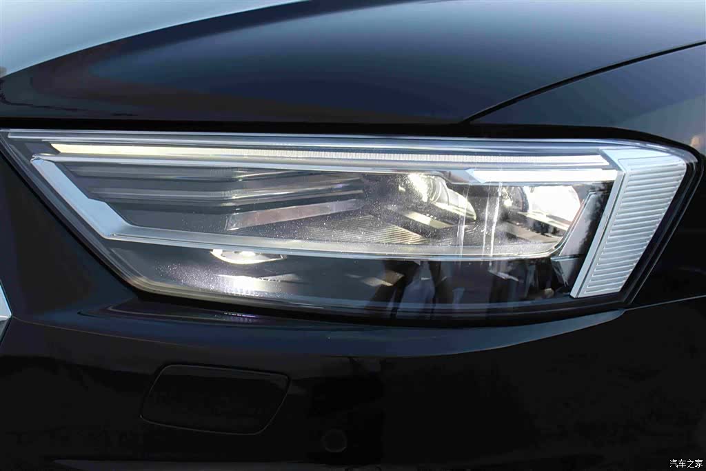 Audi A8L, 2020 12