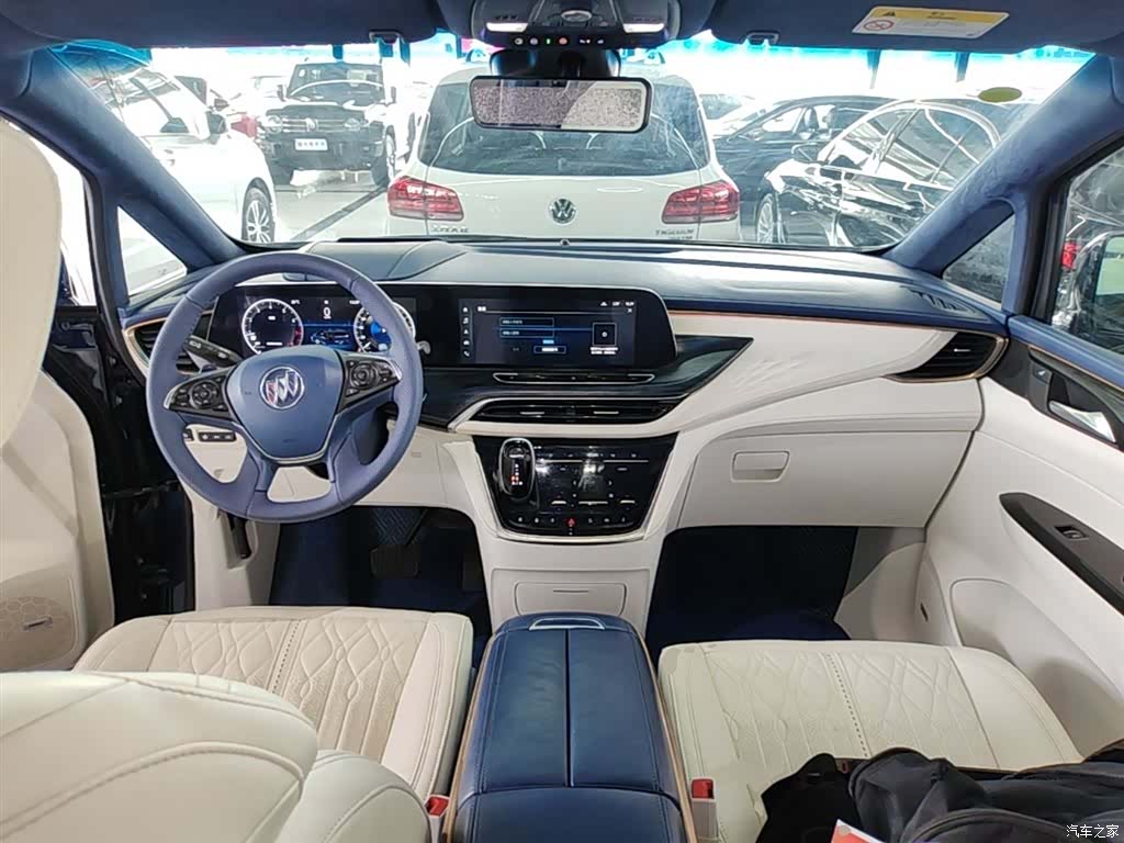 Buick GL8, 2020 10