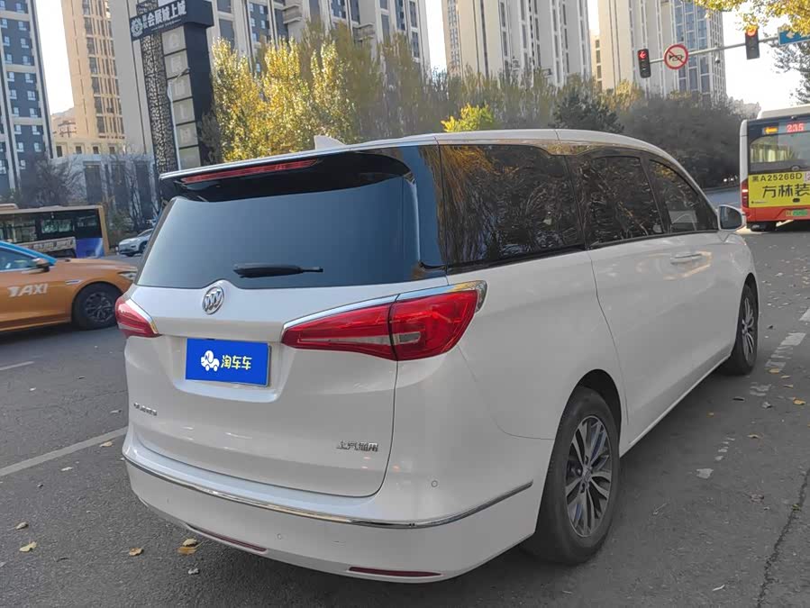 Buick GL8 2018, фото 3