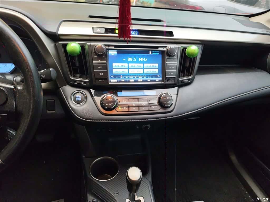 Toyota RAV4, 2014 6