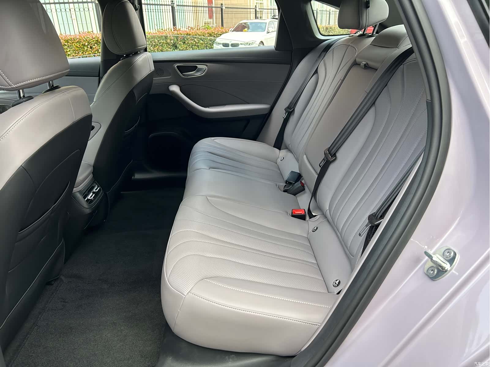Roewe M7, 2025 11