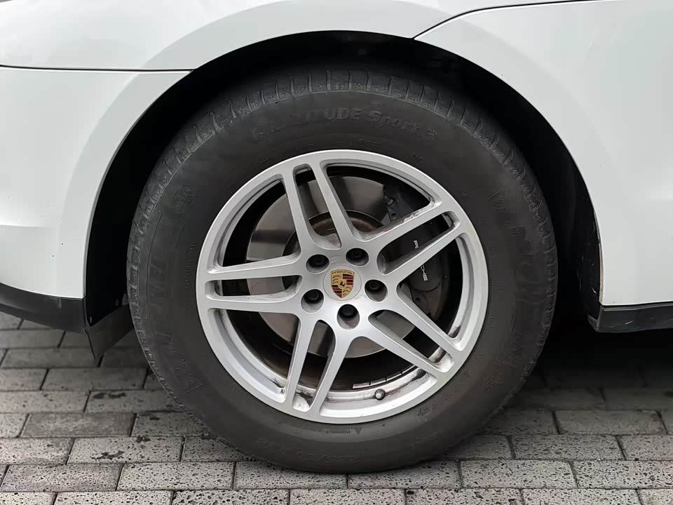 Porsche Macan Porsche Macan