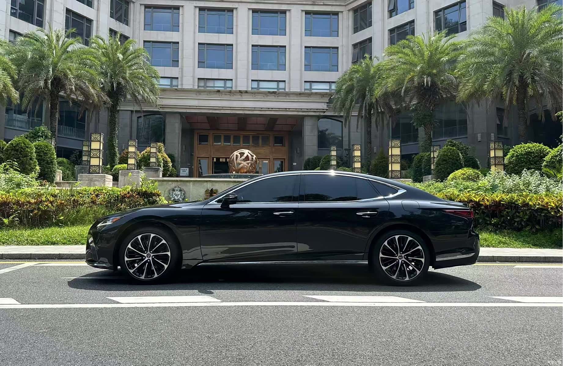 Lexus LS, 2021 все фото
