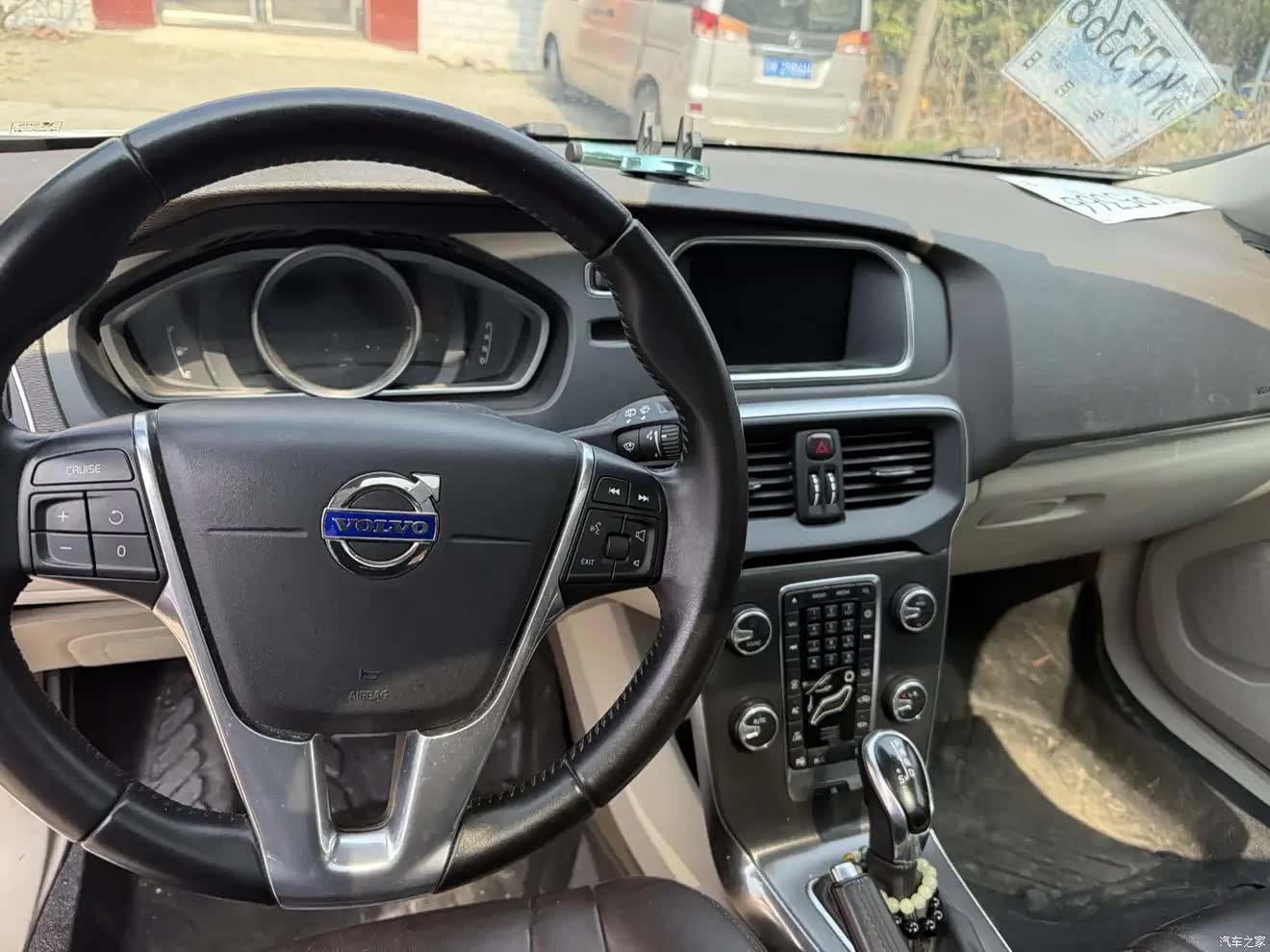 Volvo V40, 2016 7