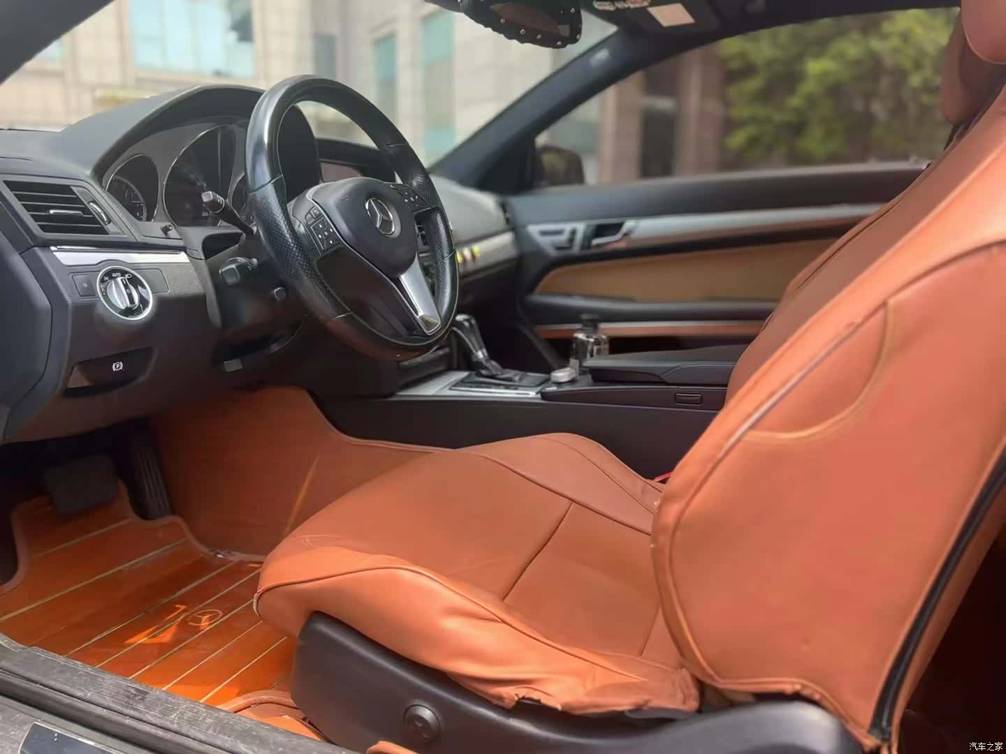 Mercedes-Benz E-Class, 2012 4