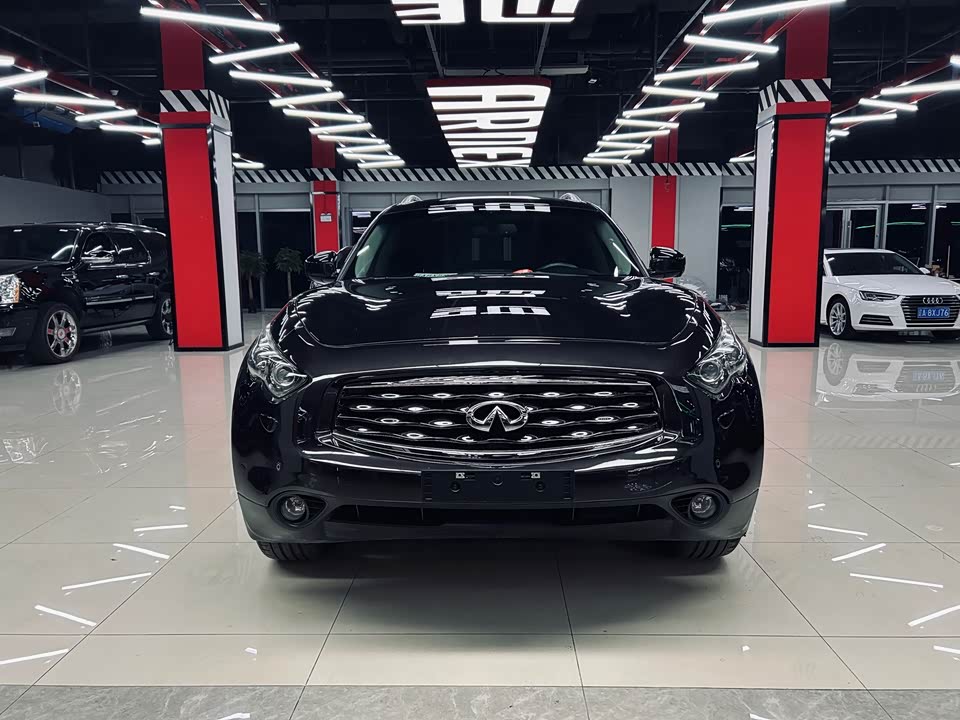 Infiniti FX