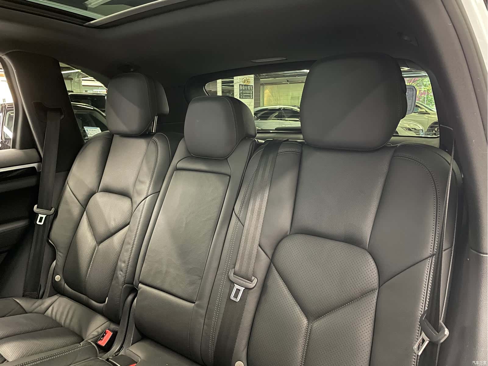 Porsche Cayenne, 2016 38