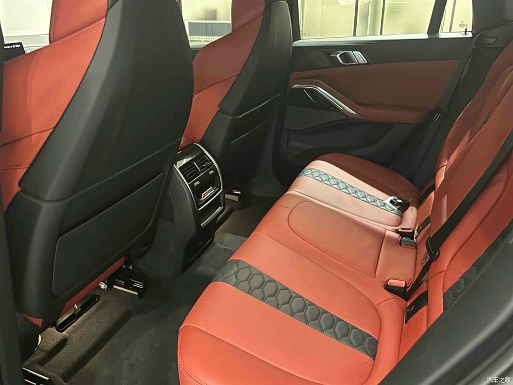 BMW X6, 2025 6