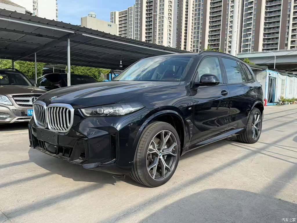 BMW X5, 2026 1