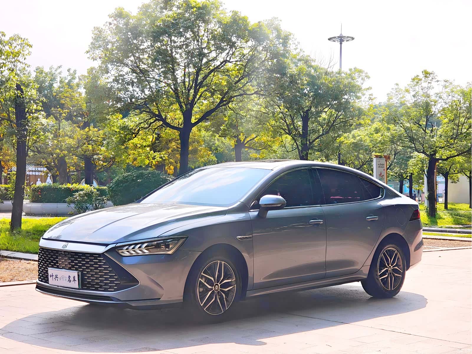 BYD Qin, 2022 16