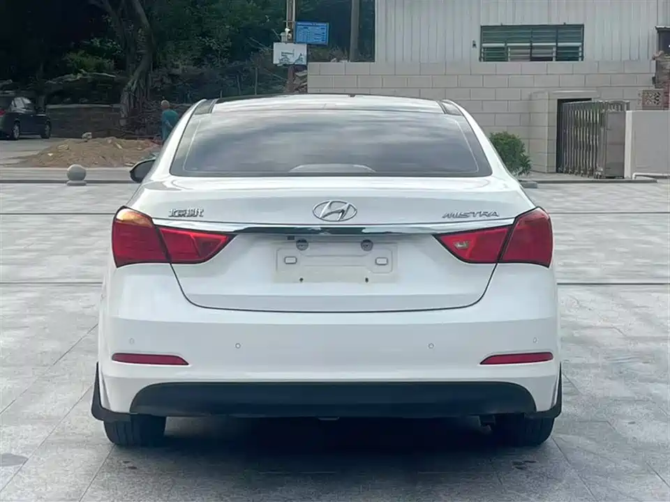 Hyundai Name picture