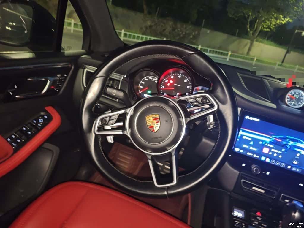 Porsche Macan, 2015 3