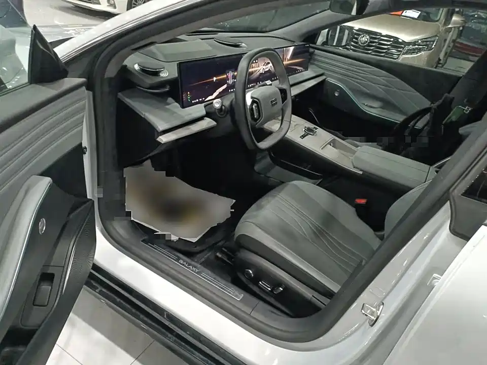 Geely Galaxy Galaxy E8