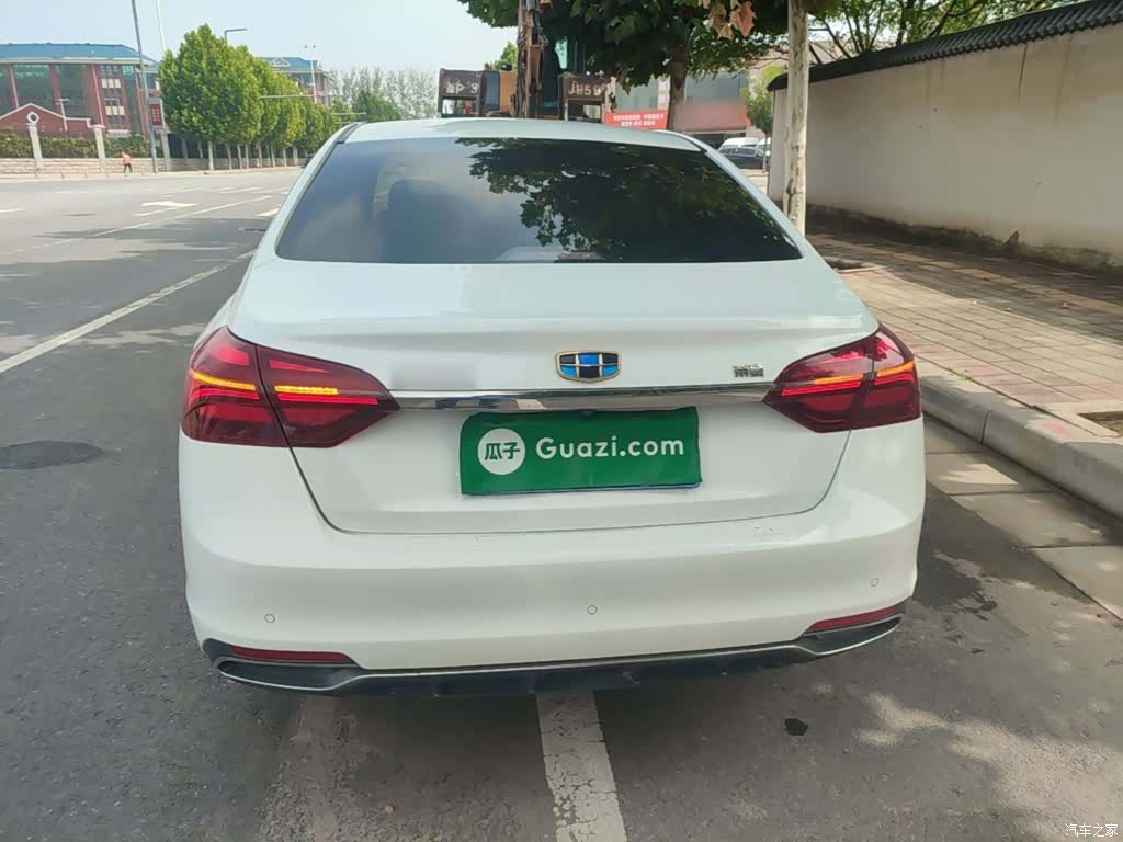 Geely Emgrand, 2018 6