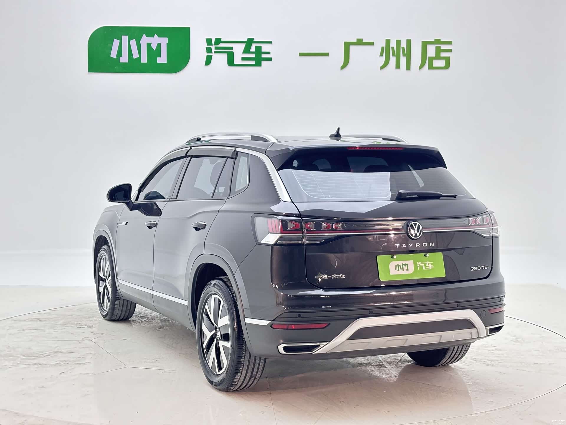Volkswagen Tayron, 2023 все фото