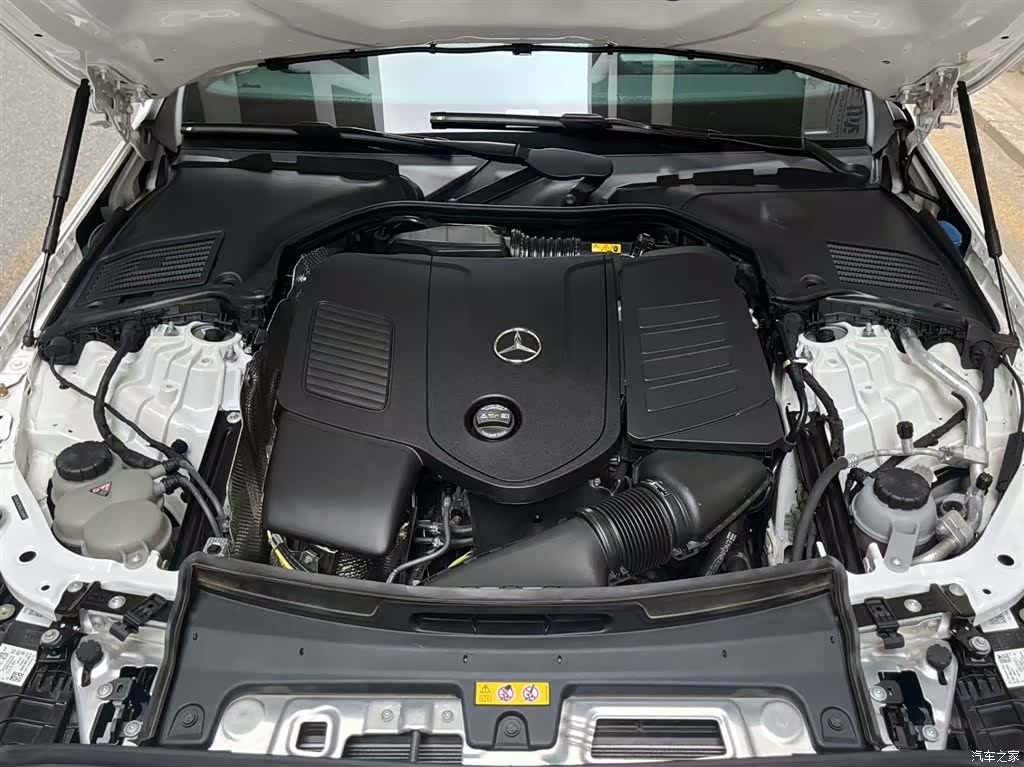 Mercedes-Benz C-Class, 2025 7