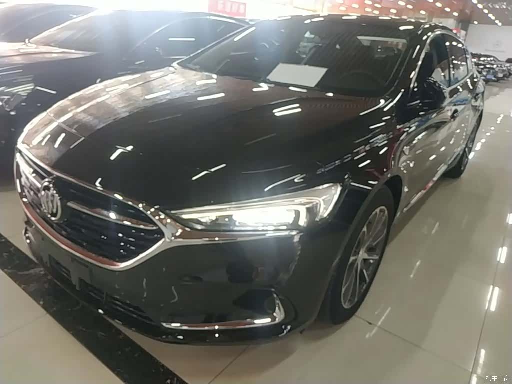 Buick LaCrosse, 2021 1