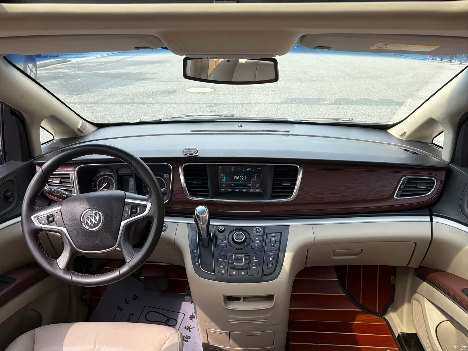 Buick GL8, 2019 12