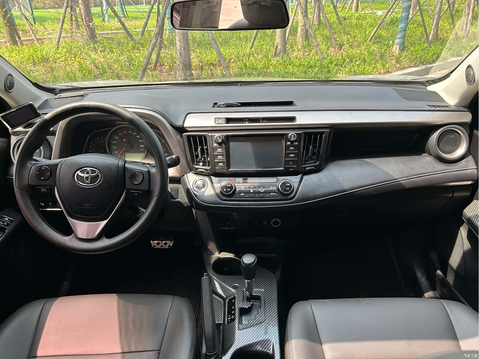Toyota RAV4, 2017 12