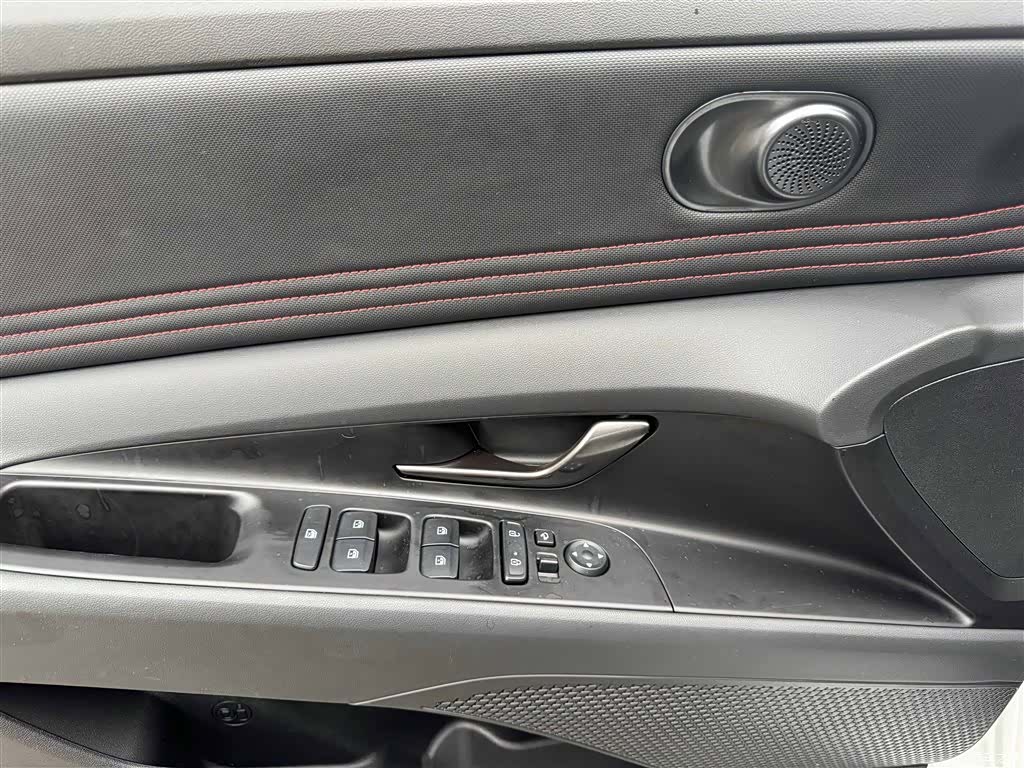 Hyundai Elantra, 2023 27