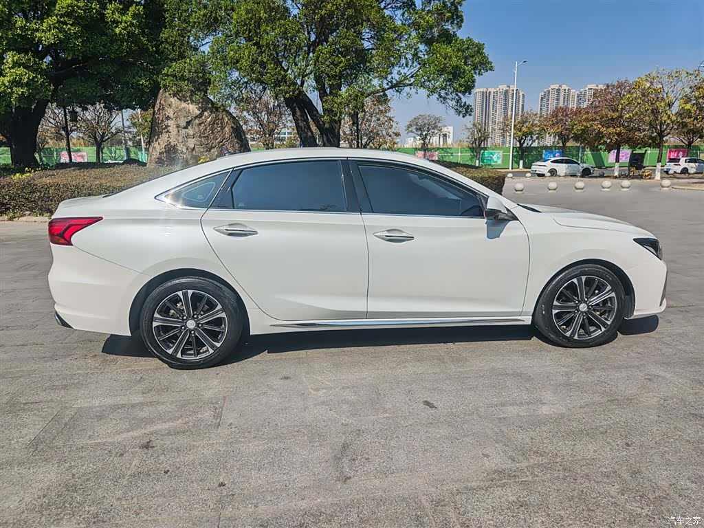 Changan CC, 2022 все фото
