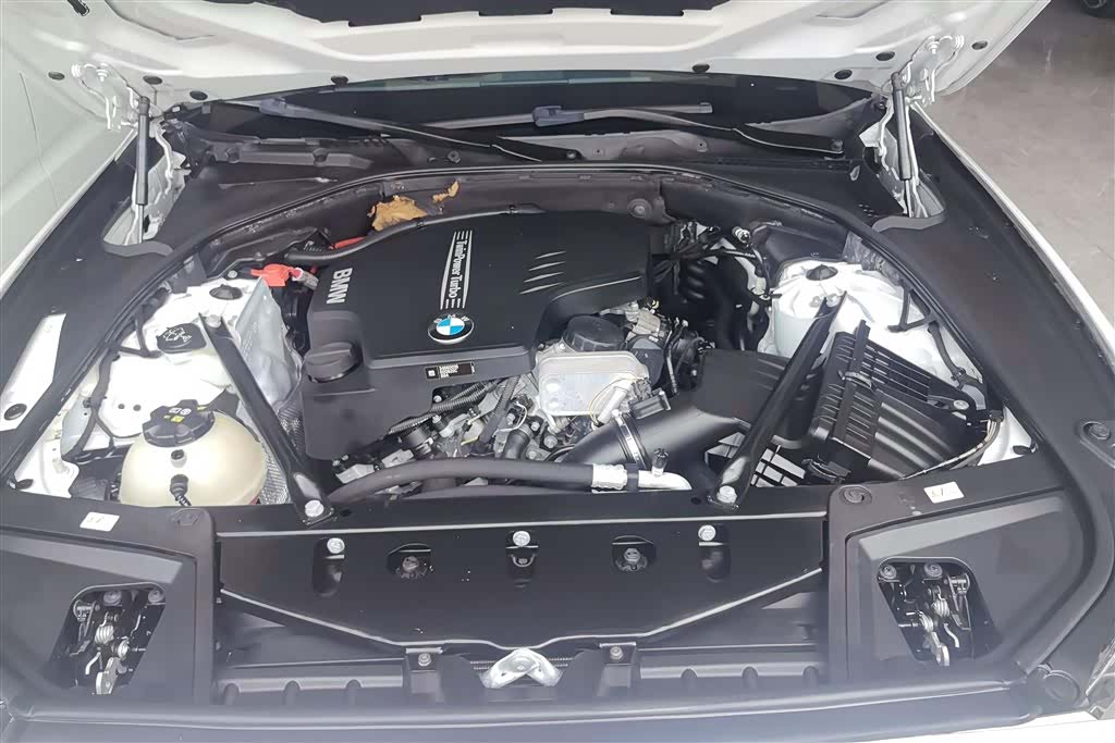 BMW 5 Series, 2016 10