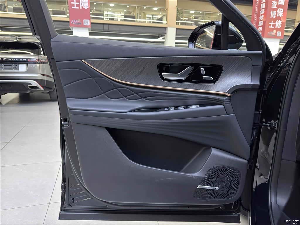 Chery Tiggo 9, 2026 14