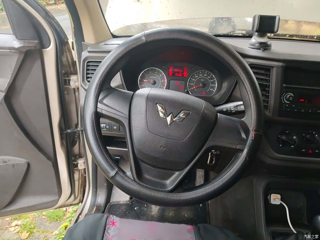 Wuling Hongguang, 2021 3