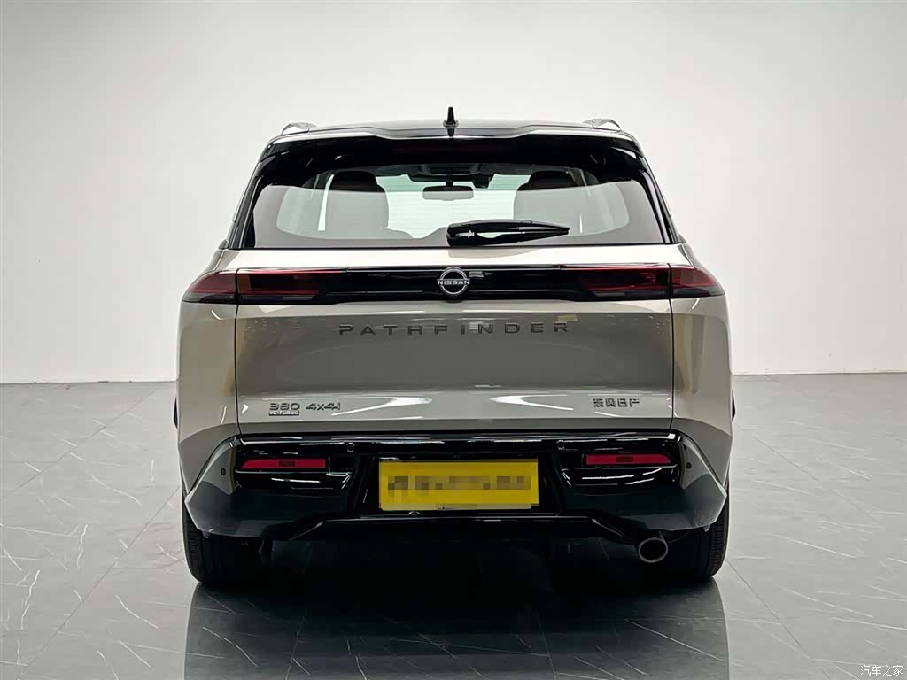 Nissan Pathfinder, 2024 все фото