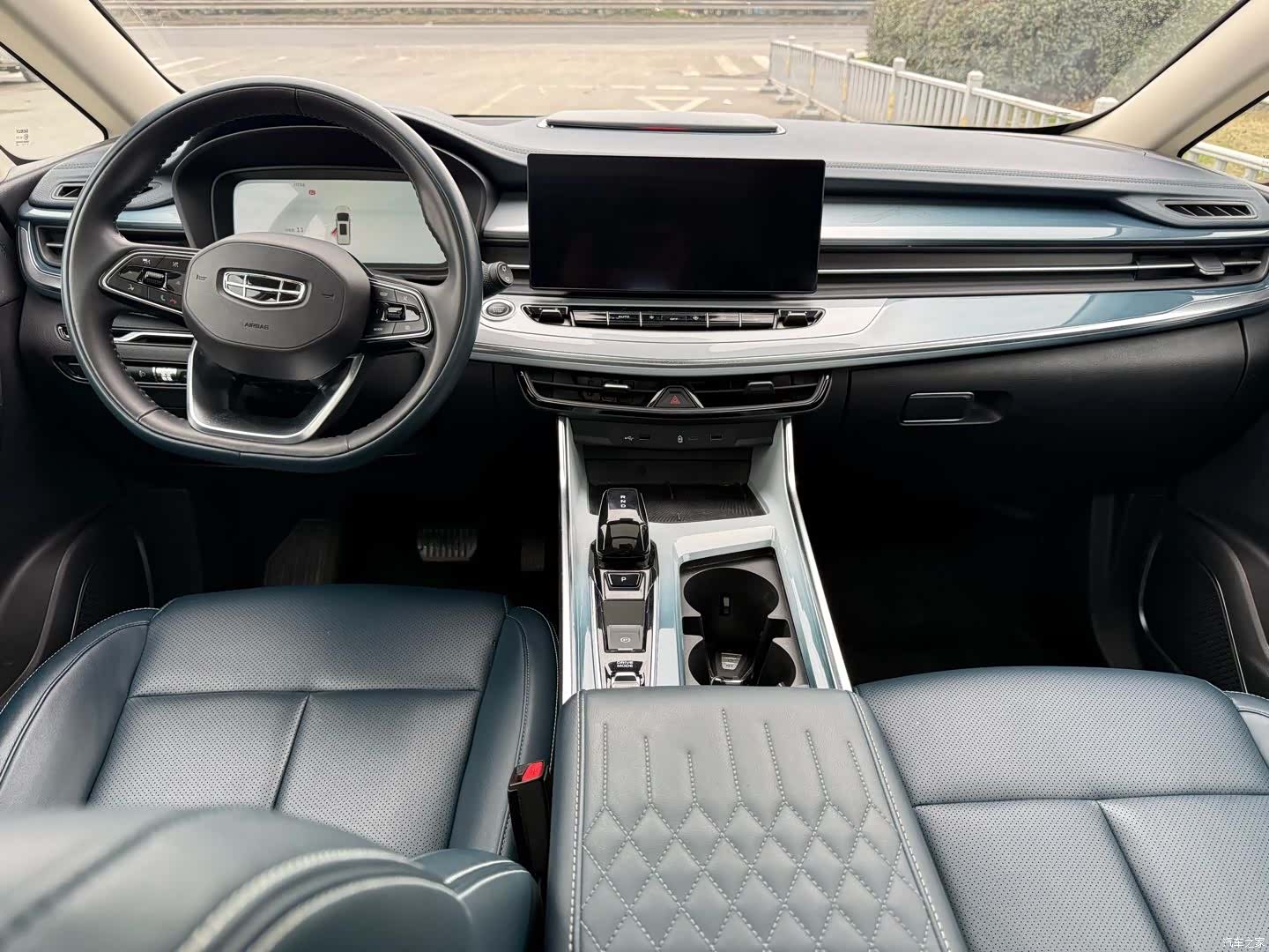 Geely Jiaji, 2022 все фото