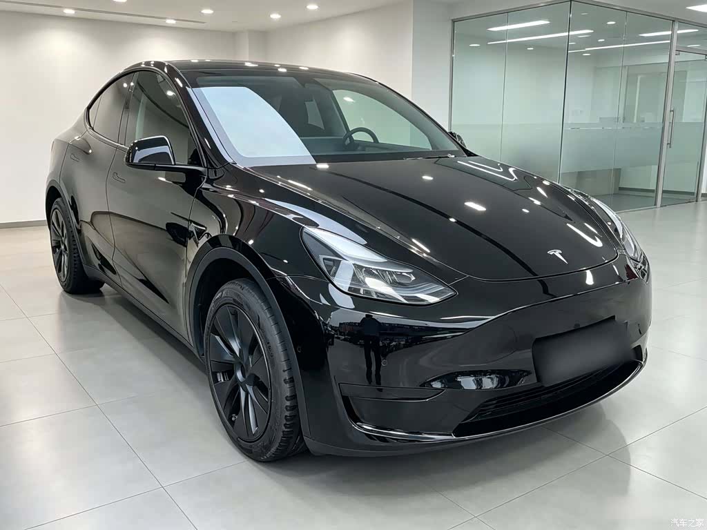 Tesla Model Y, 2024 4