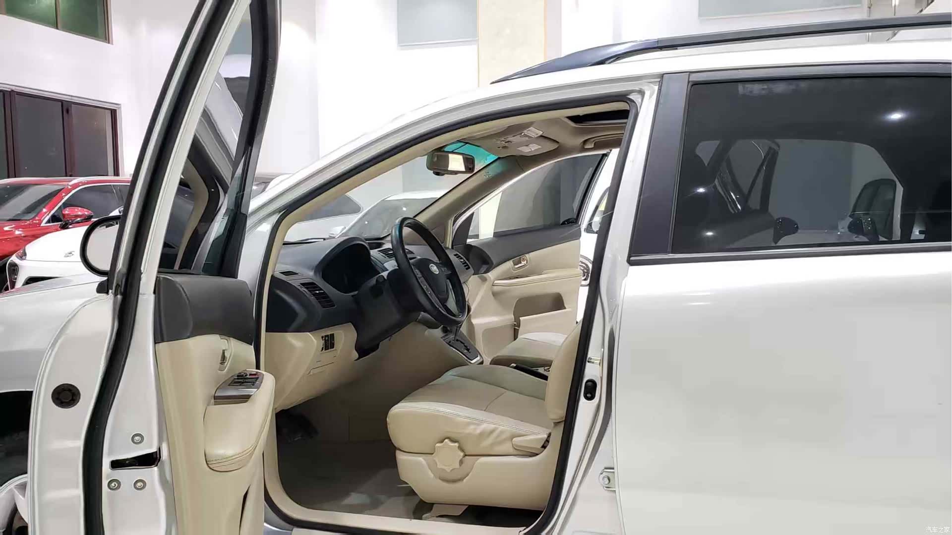 BYD S6, 2014 4