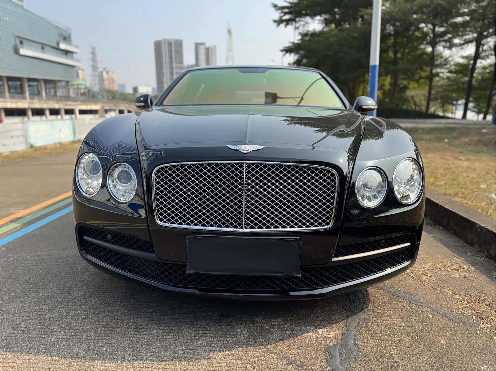 Bentley Flying Spur, 2017 2