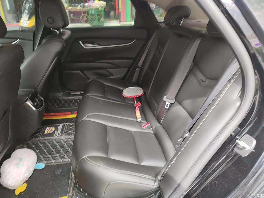 Cadillac XTS, 2017 15
