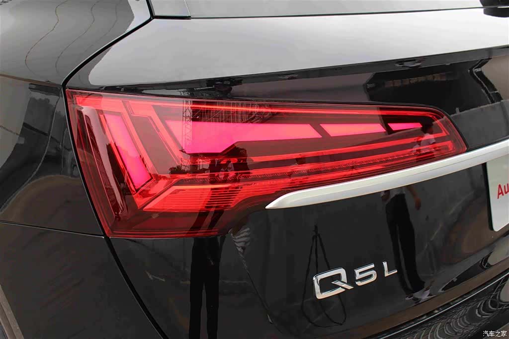Audi Q5L, 2021 15