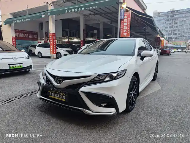 Toyota Camry 2021 — купить из Китая под заказ