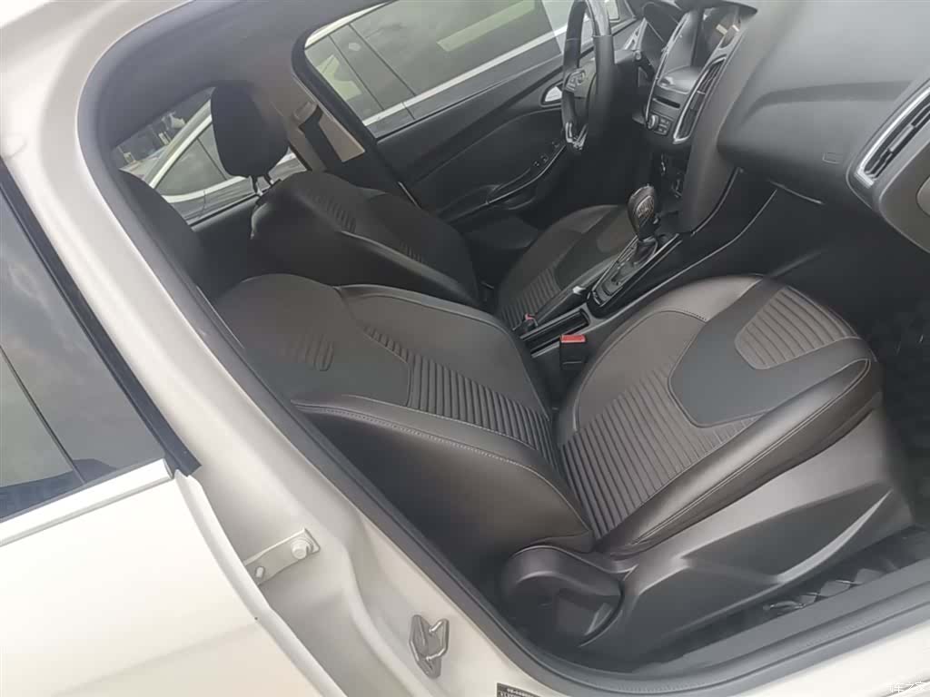 Ford Focus, 2017 25