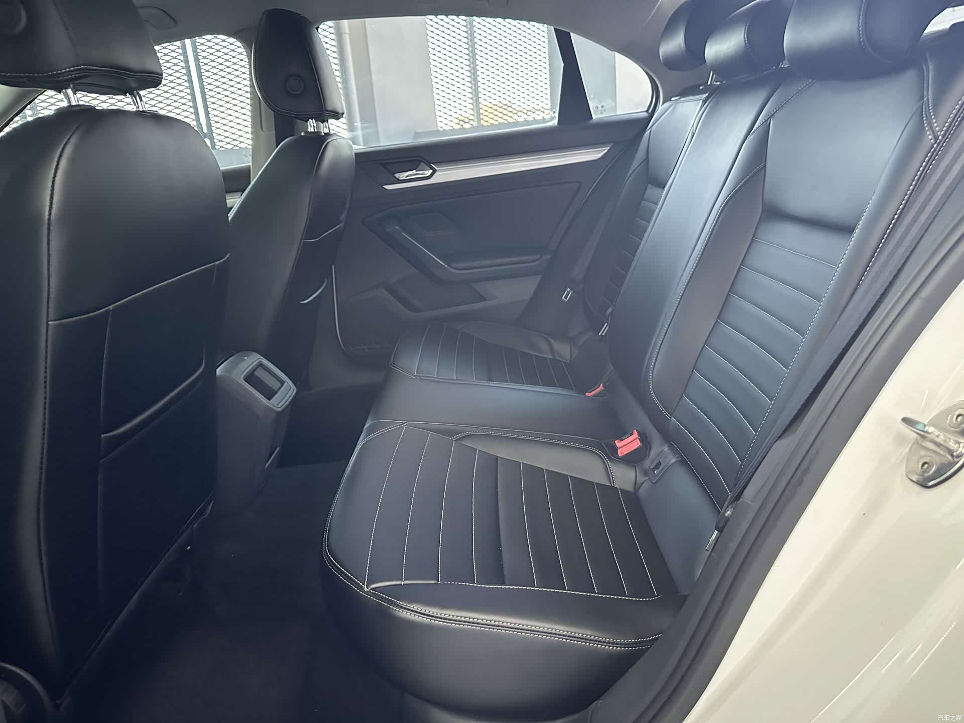 Volkswagen Lamando, 2017 все фото