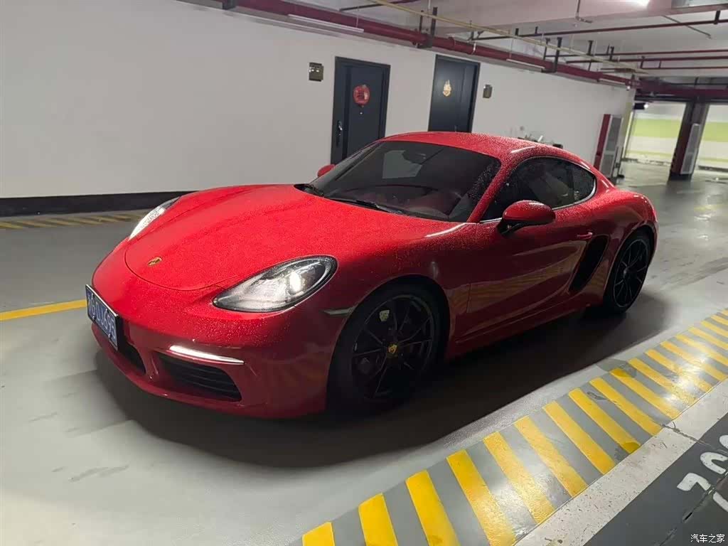 Porsche Cayman, 2020 3