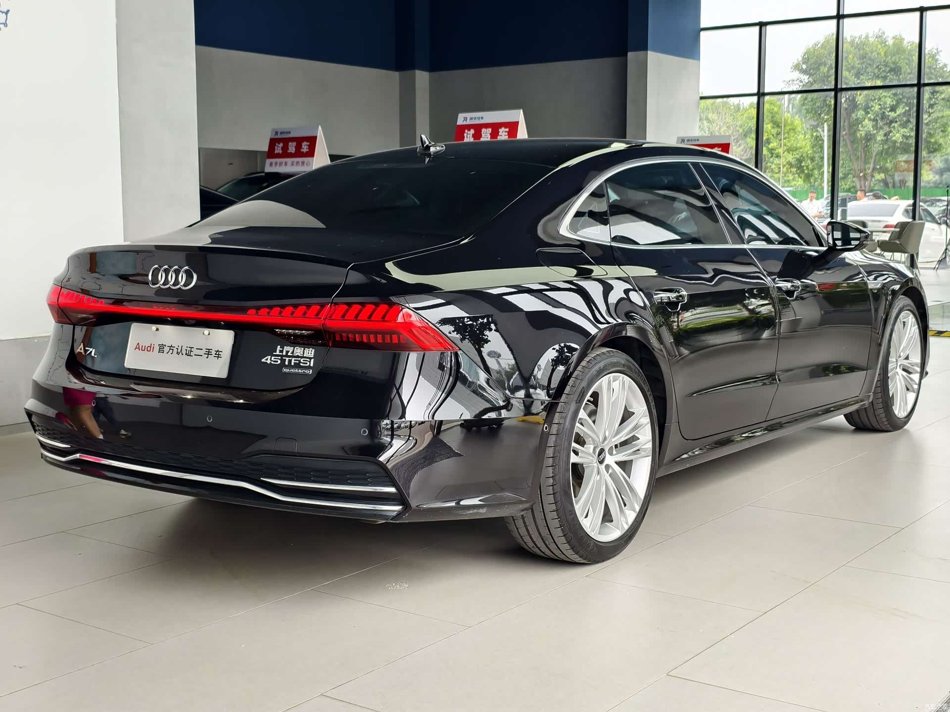 Audi A7L, 2024 все фото